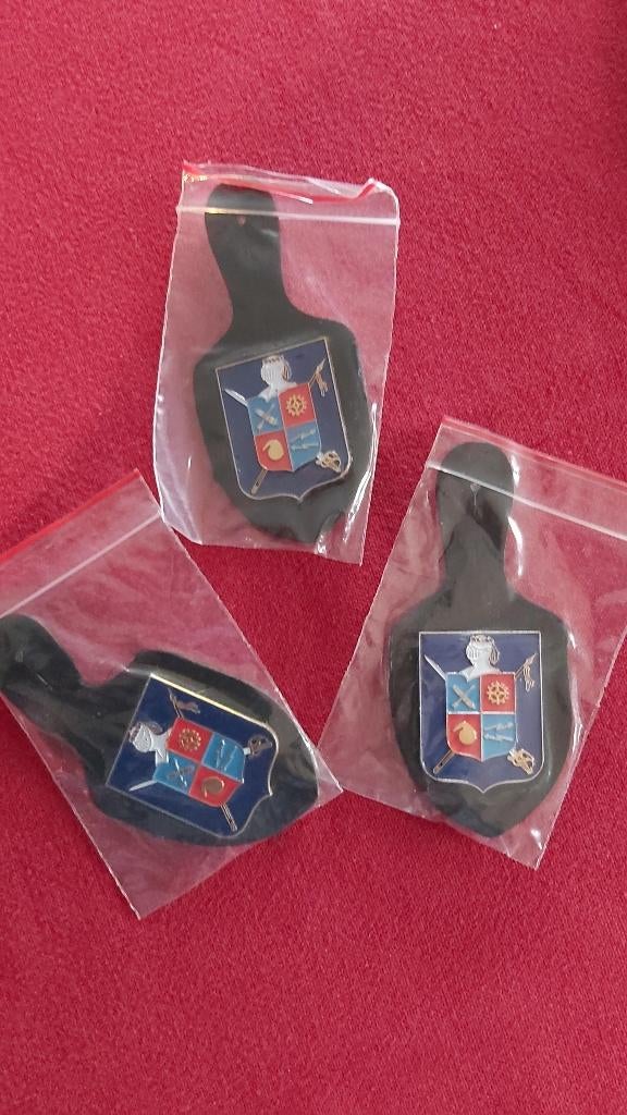 militaire borsthanger / kenteken, Enlèvement ou Envoi, Armée de terre, Emblème ou Badge