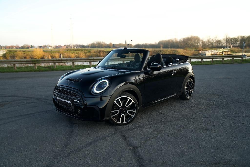 MINI COOPER S CABRIO | JCW PAKKET | APPLE CARPLAY | AUTOMAAT, 4 cilinders, Cabriolet, 131 kW, Zwart