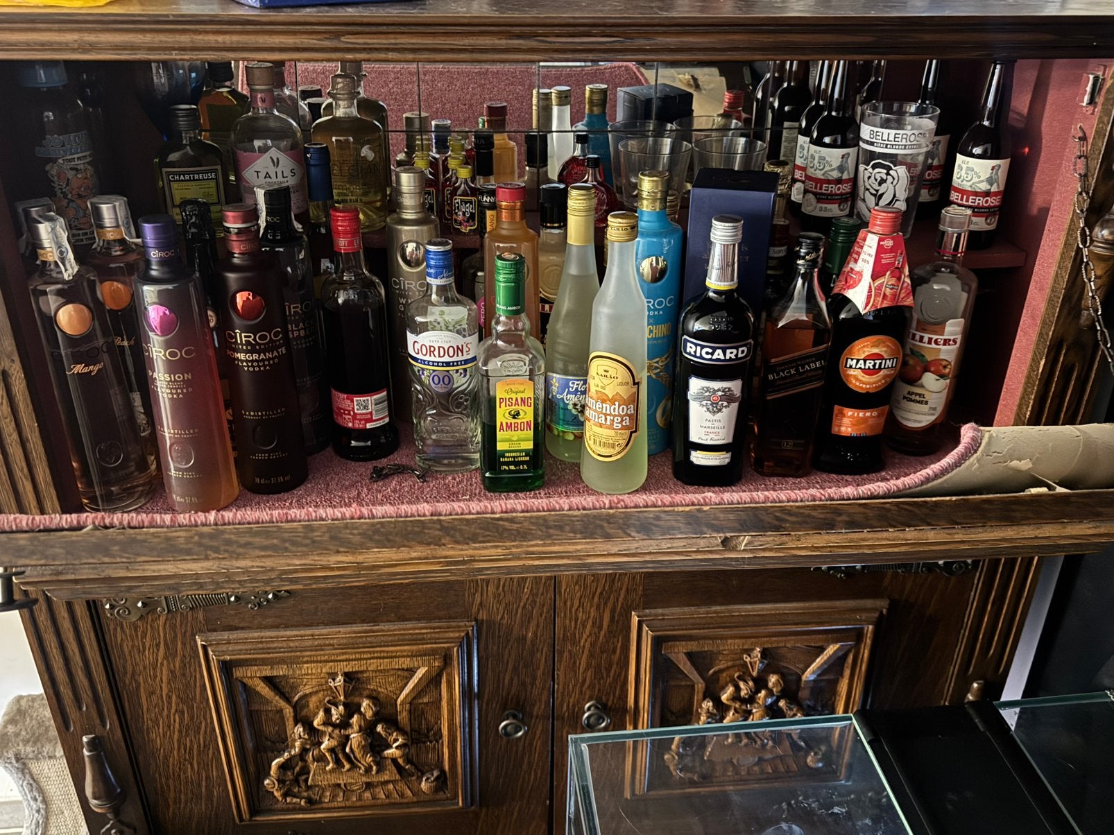 Vitrine ancienne + bar, Enlèvement