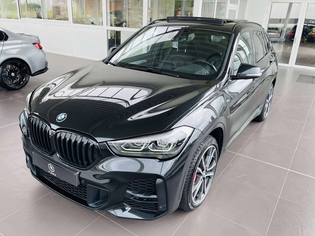 BMW X1 X1 1.5iA * GARANTIE + PACK M + TOIT PANO + LED *, Autos, Achat, Euro 6, Entreprise, 5 portes