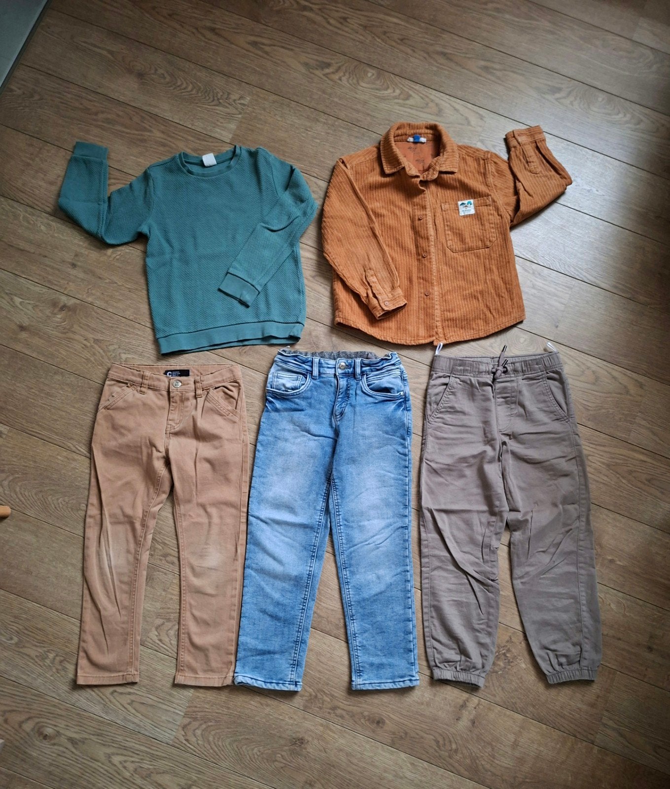 Pakketje jongenskledij maat 122, Enfants & Bébés, Vêtements enfant | Taille 122, Enlèvement