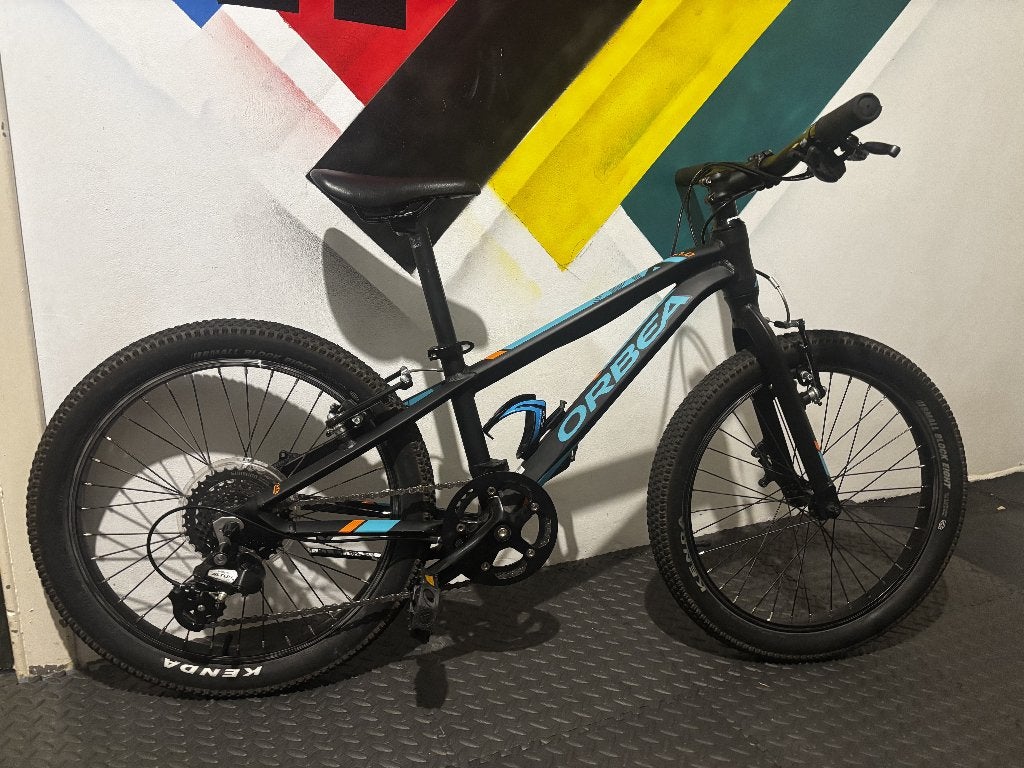 Vélo Orbea enfant 8–10 ans – Très bon état, Vélos & Vélomoteurs, Autres marques, Frein à tambour, Moins de 10 vitesses, Comme neuf