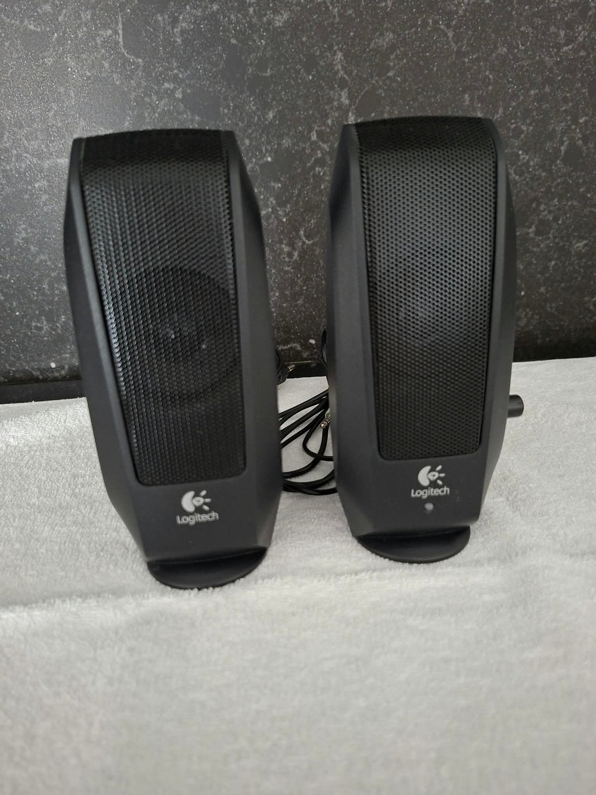 Logitech S-129 speakers, Computers en Software, Ophalen, Zo goed als nieuw