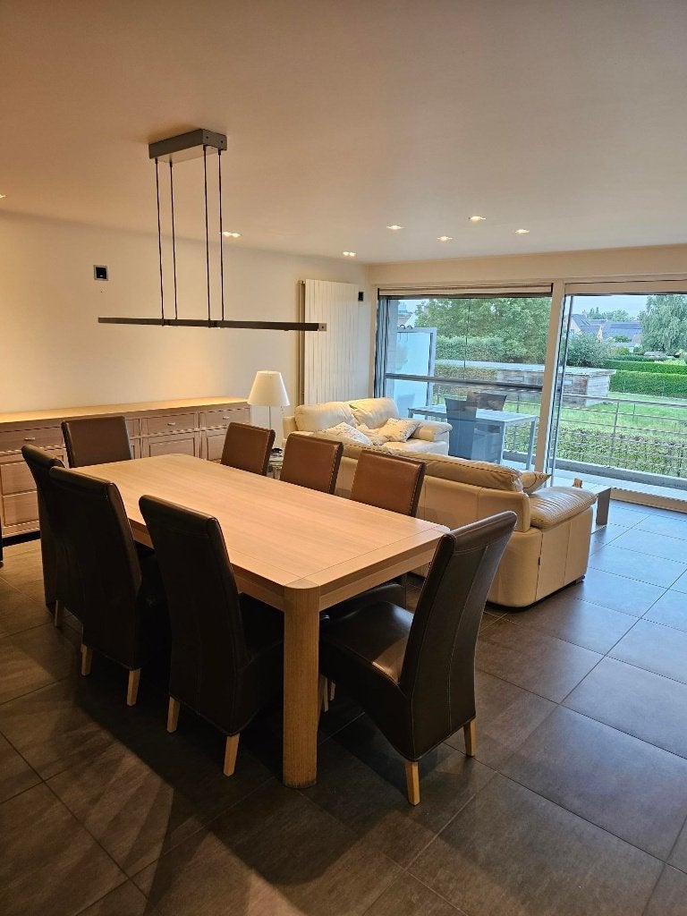 Prachtige inboedel appartement, Ophalen