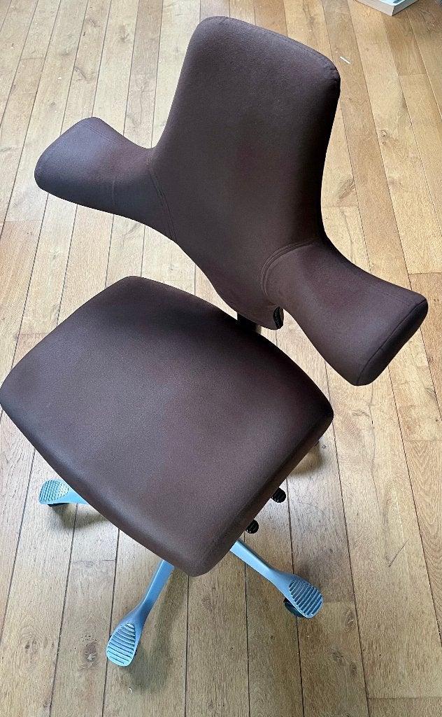HÅG Capisco 8126 — cuir, Comme neuf, Brun, Enlèvement, Chaise de bureau