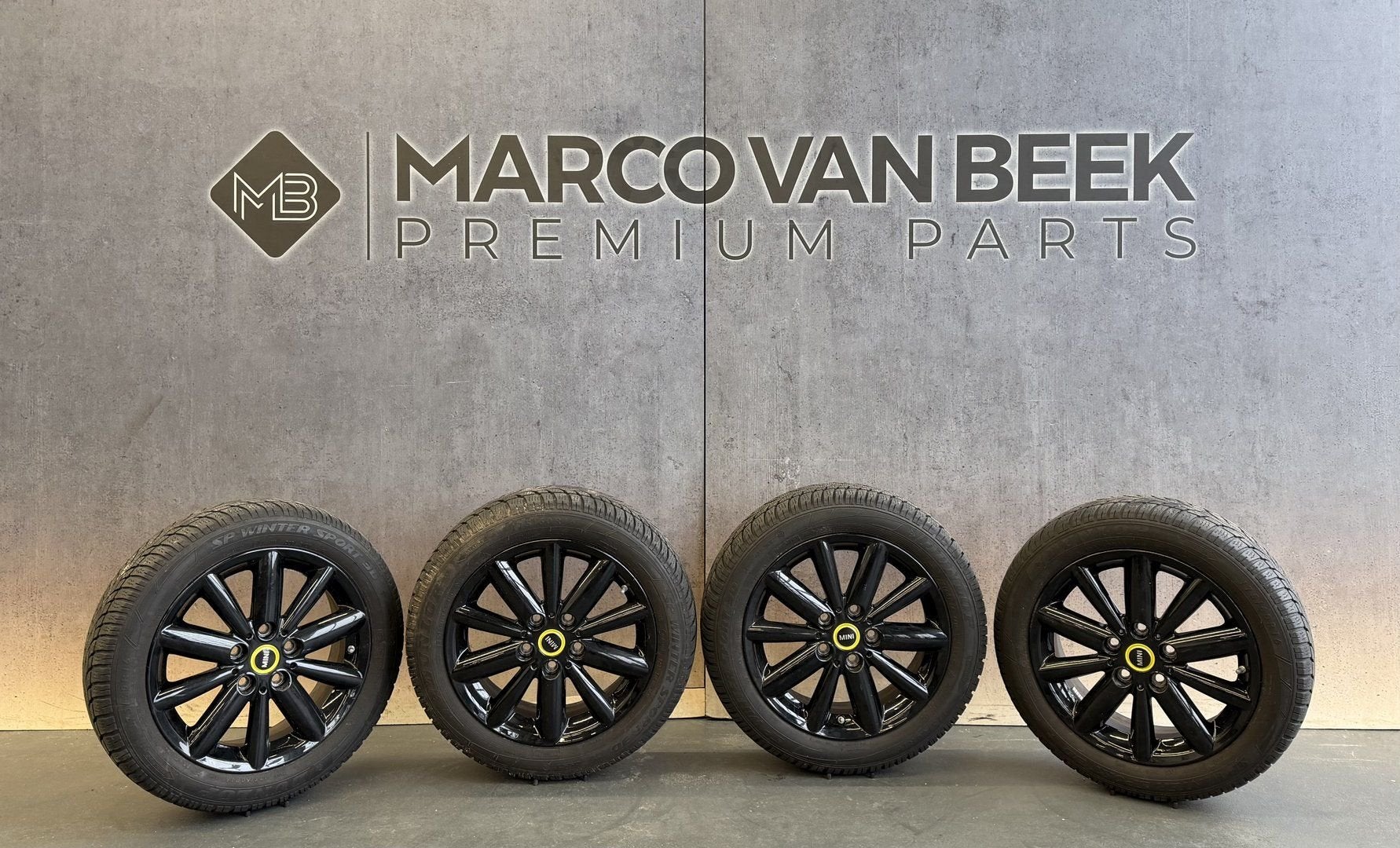 16 Inch Mini Cooper winter wielen set, Auto-onderdelen, Gebruikt, -, Banden en Velgen, -