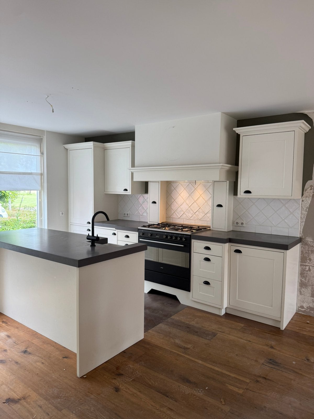 Complete keuken met Eiland + Apparatuur + GEDEMONTEERD, Huis en Inrichting, Keuken | Complete keukens, Ophalen of Verzenden, Composiet