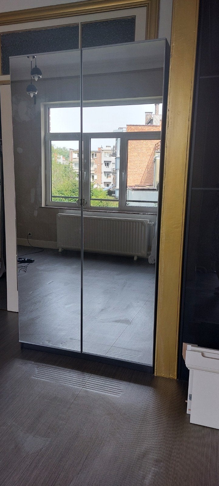dressing  armoire  Penderie Avec 2 portes miroirs., Enlèvement