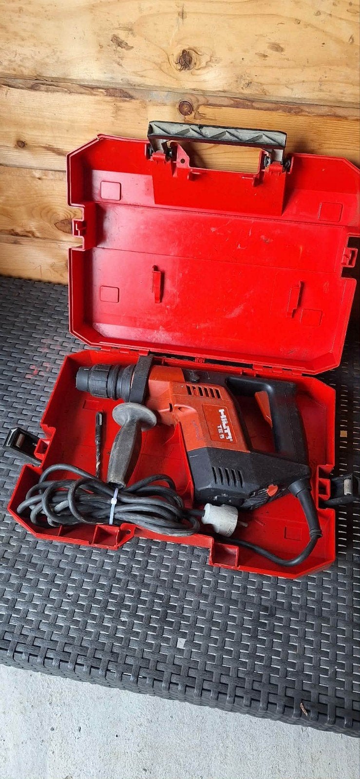 HILTI TE 5 hamerboor, Ophalen