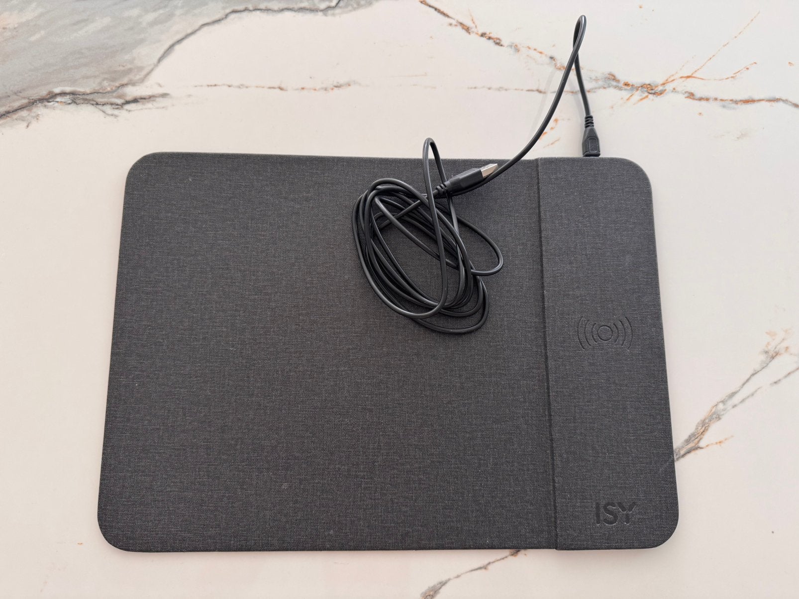 ISY Muismat met draadloze telefoonlader + kabel, Enlèvement, Comme neuf