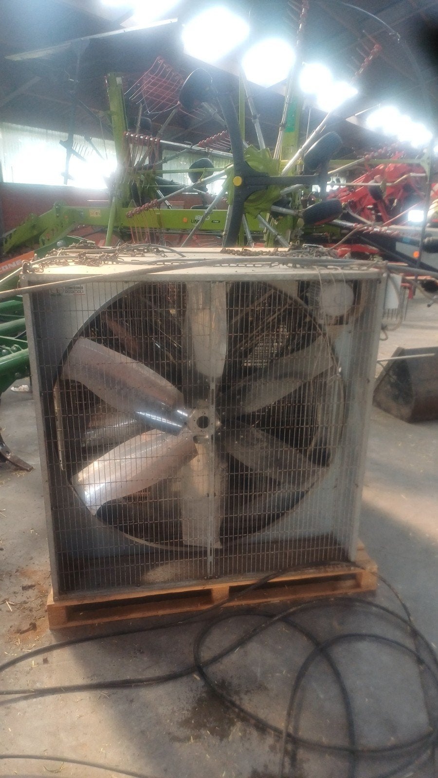 Ventilatoren royal de boer, Ophalen