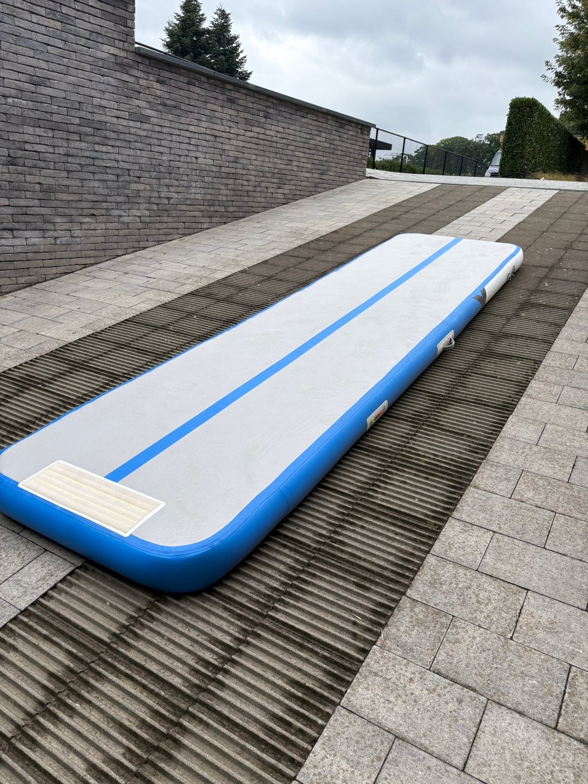 Airtrack, Sports & Fitness, Gymnastique, Enlèvement, Comme neuf, Bleu, Matériel