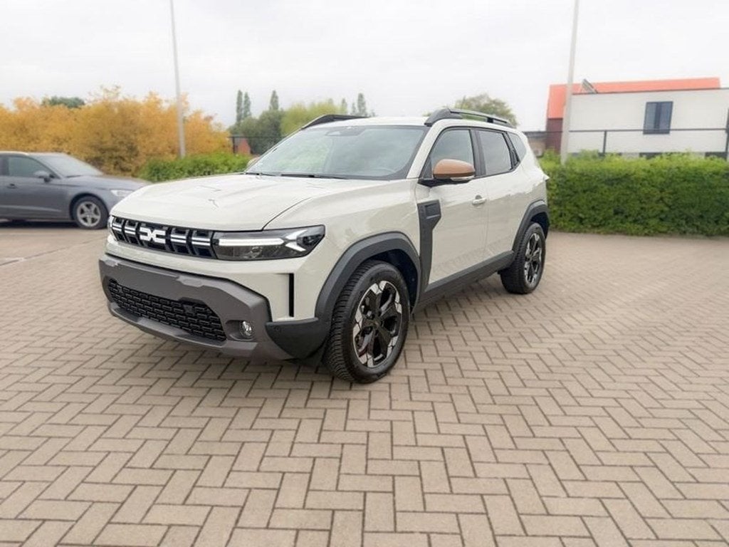 Dacia Duster Extreme Hybrid 145, Auto's, Dacia, Automaat, Duster, Beige, Emergency brake assist
