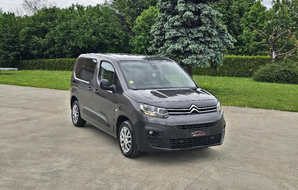 Citroën Berlingo 1.5D Euro 6D ** Carplay - Airco ** GAR 12M, Voorwielaandrijving, 4 cilinders, USB, 5 deurs