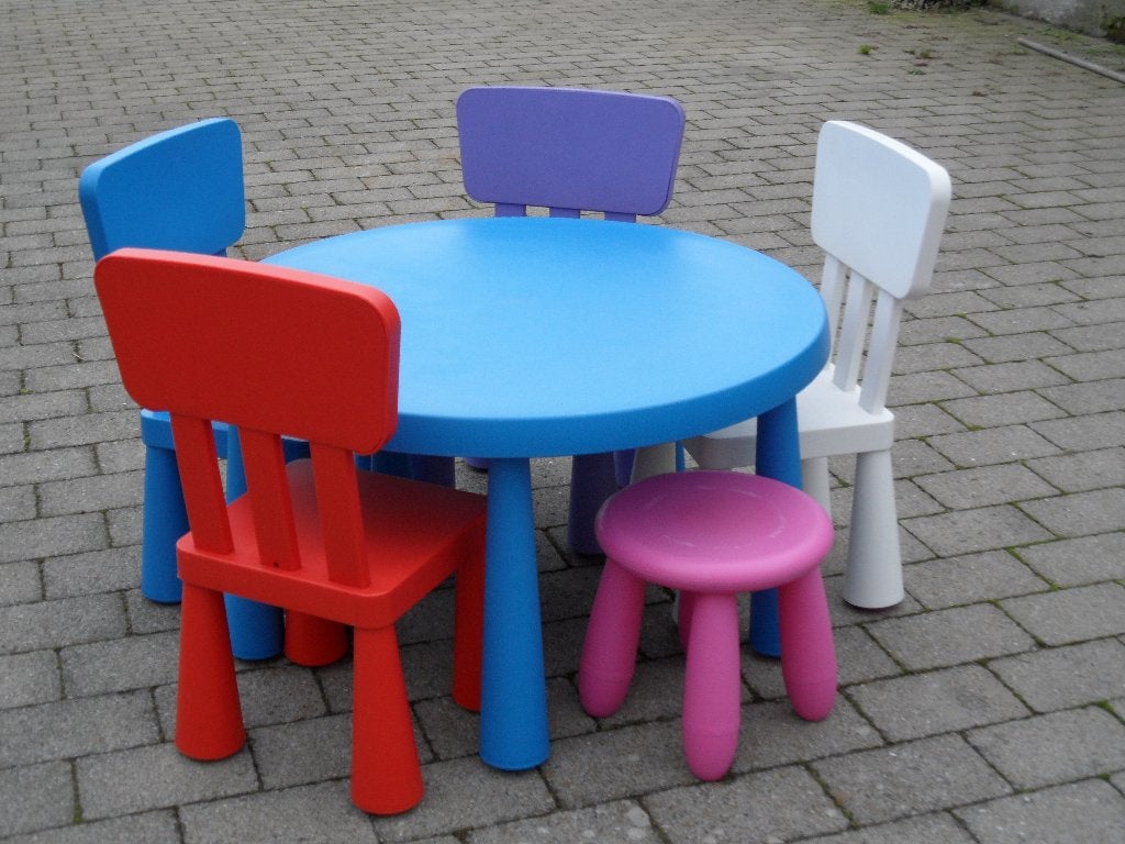 Kindertafel met plopstoeltjes " Mammut" Ikea, Enfants & Bébés, Enlèvement, Utilisé