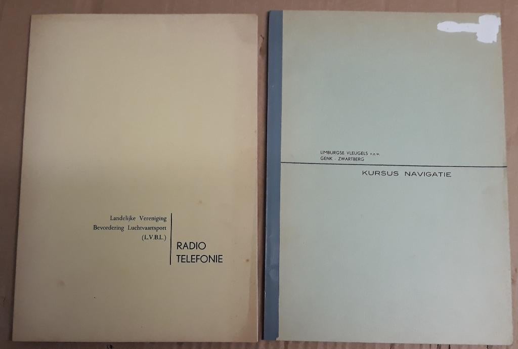 2x oude cursussen opleiding piloot, Ophalen of Verzenden, Gebruikt, Boek of Tijdschrift