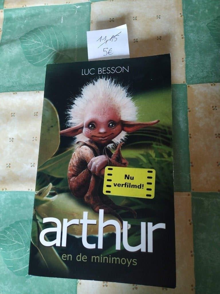 arthur en de mini moys nieuw leesboek luc besson, Enlèvement ou Envoi, Neuf