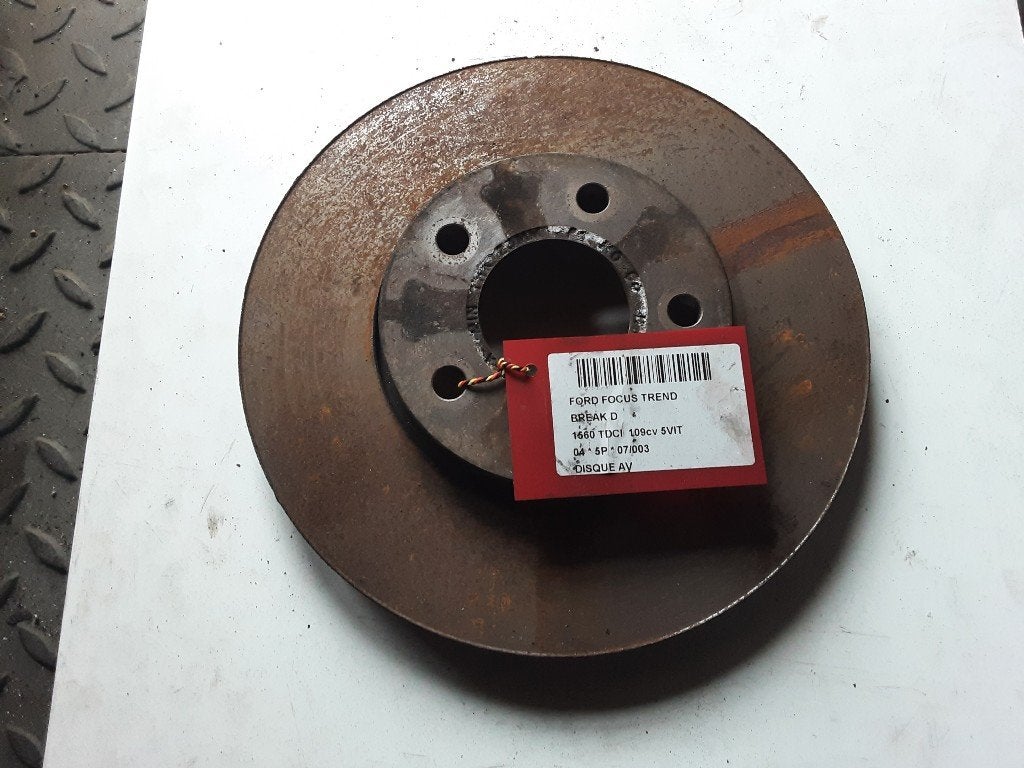 REMSCHIJF VOOR Ford Focus 2 Wagon (01-2004/09-2012), Auto-onderdelen, Remmen en Aandrijving, Ford, Gebruikt