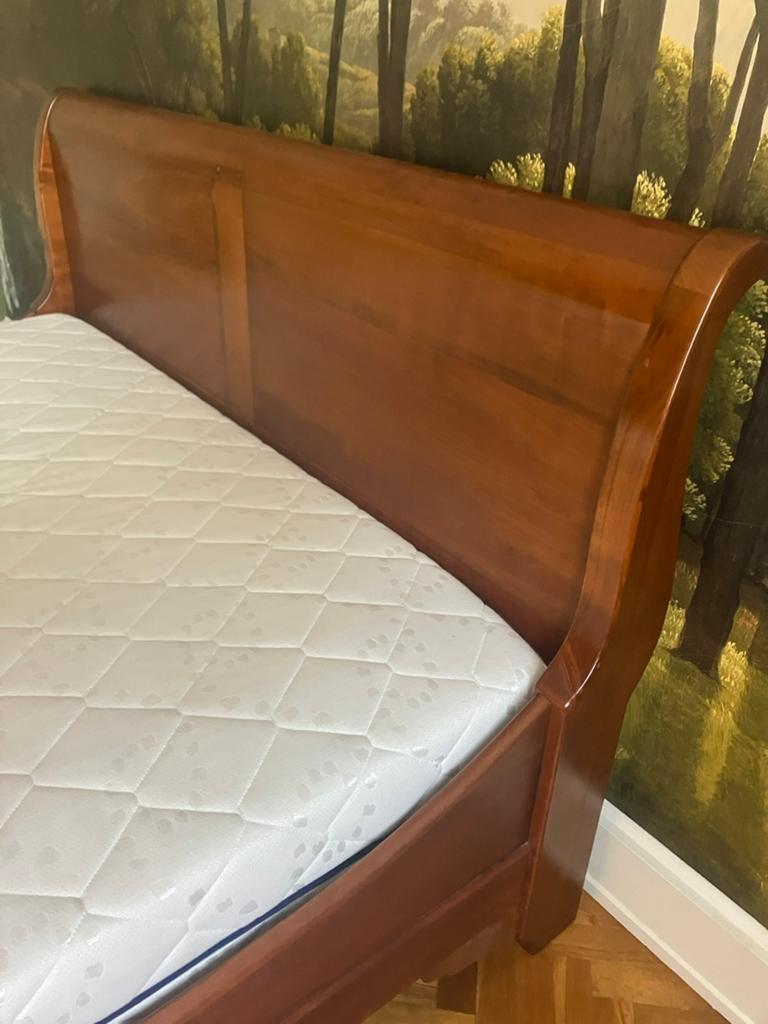 Ambachtelijk massief bed Louis Philippe stijl, Antiek en Kunst, Antiek | Meubels | Bedden, Ophalen