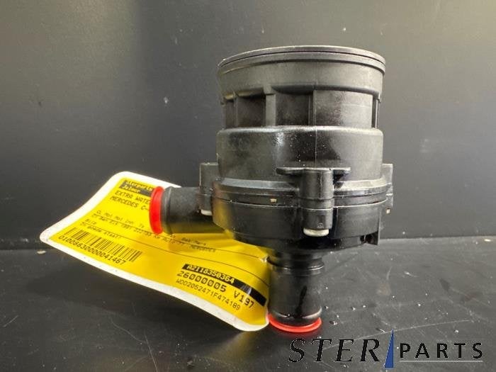 Extra waterpomp van een Mercedes C-Klasse, Gebruikt, -, Ophalen of Verzenden, -
