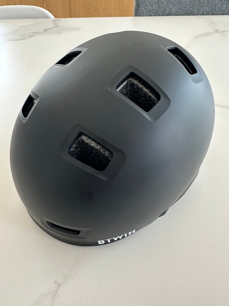 Casque vélo/trottinette enfant taille XS BTWIN, XS, Garçon ou Fille, Comme neuf, Enlèvement