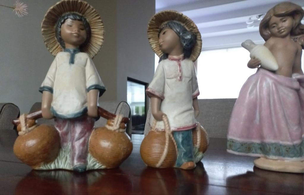 2 superbes images de Lladro issues de la série spéciale Gres, Enlèvement ou Envoi