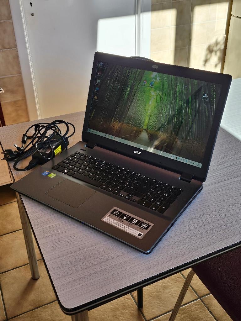 Portable ACER ASPIRE E17, Ophalen, 256 GB, 2 tot 3 Ghz, Refurbished