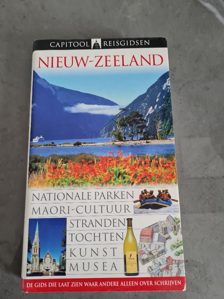 Capitool reisgids: Nieuw Zeeland, Ophalen of Verzenden, Capitool