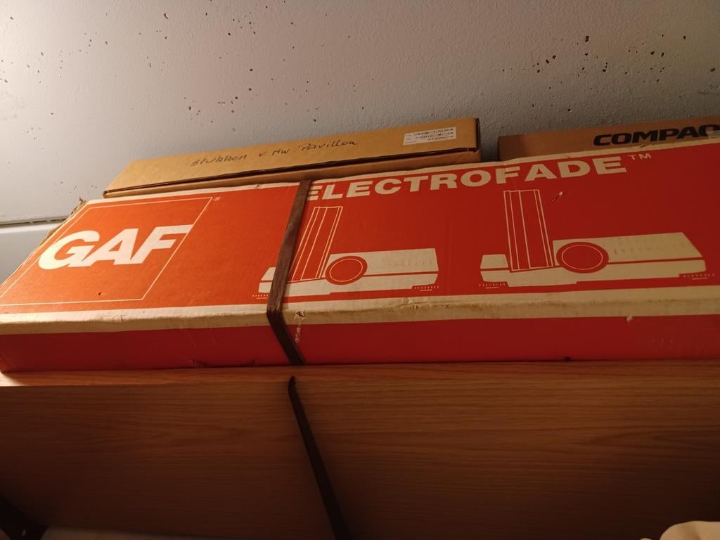 2 dias projector s, Enlèvement, Comme neuf