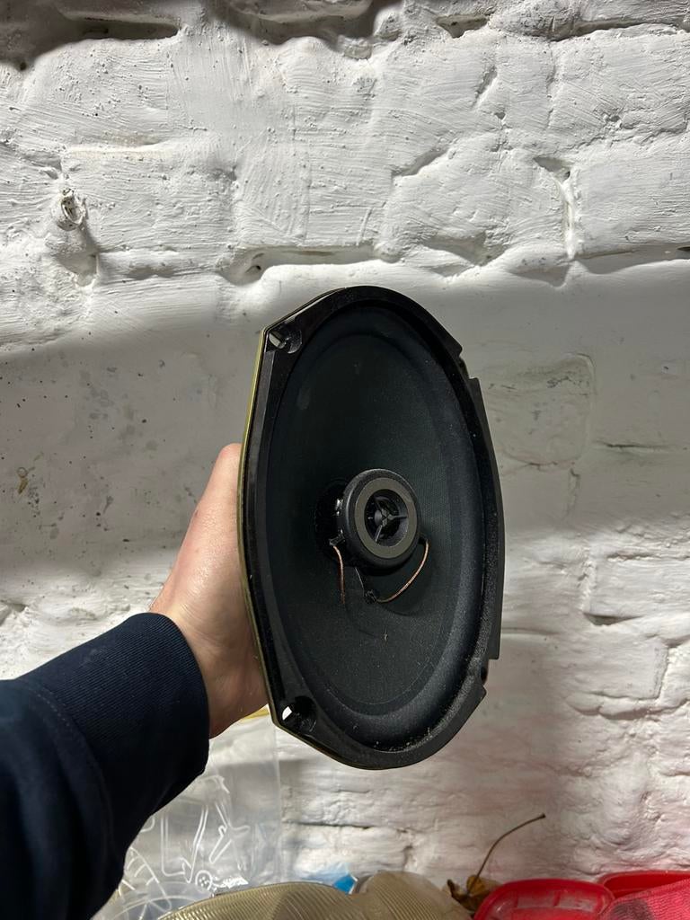 Mitsubishi Speakers, Ophalen of Verzenden, Zo goed als nieuw
