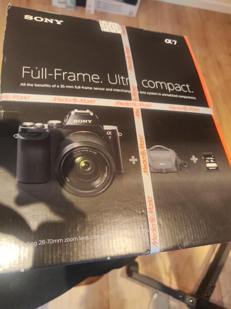Sony Full-Frame Ultra Compact Gloednieuw, Ophalen, Nieuw, Compact, Sony