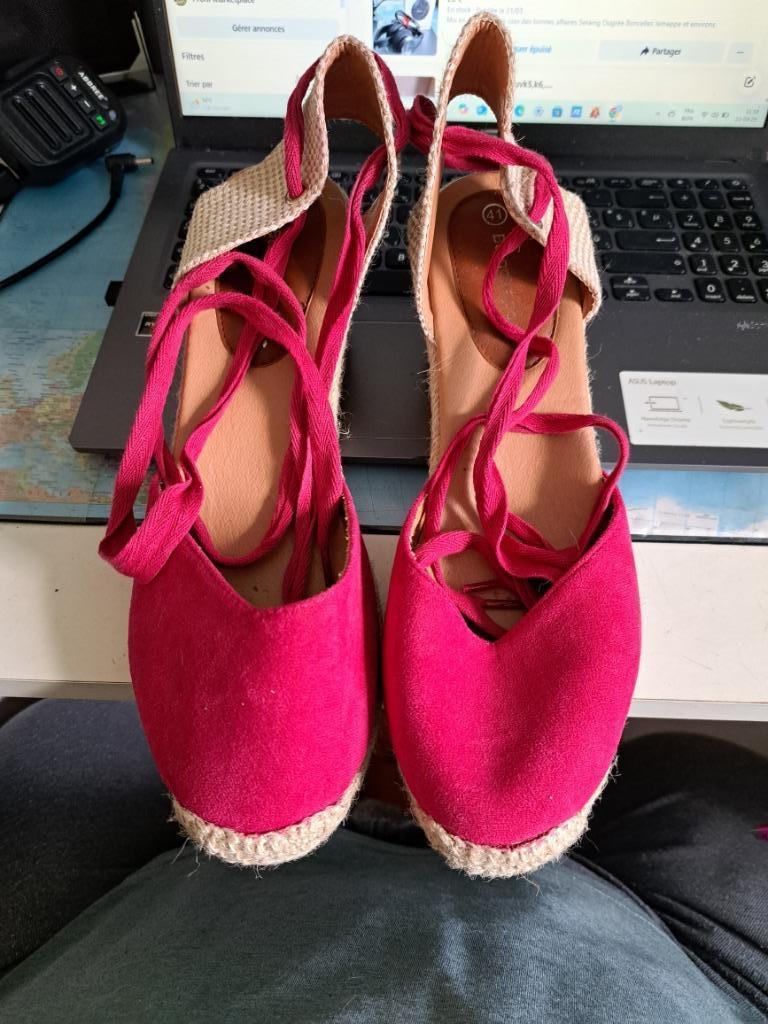 chaussure dame Sandales compensées corde avec liens à nouer, Enlèvement ou Envoi, Rose, Comme neuf, Sandales et Mûles
