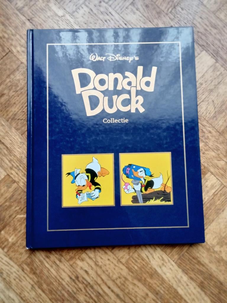 Donald Duck collectie 1: Donald duck als journalist en Donal, Boeken, Ophalen of Verzenden, Gelezen