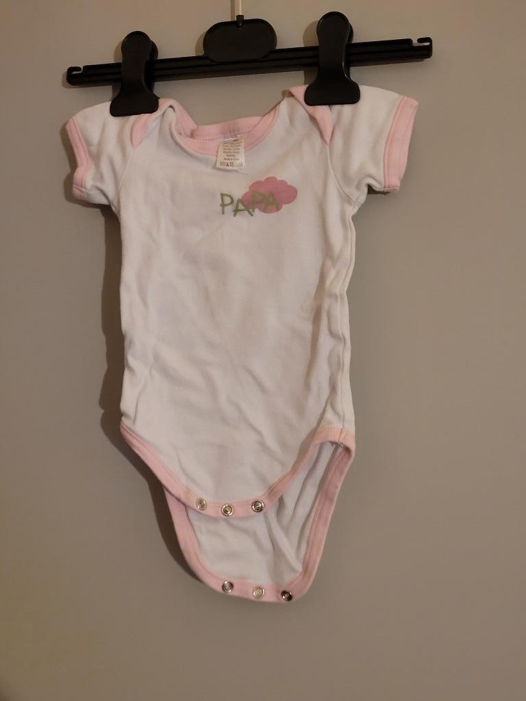 Body pour bébé 6 mois pour fille, Enfants & Bébés, Enlèvement ou Envoi, Comme neuf, Fille, Vêtements de nuit ou Sous-vêtements
