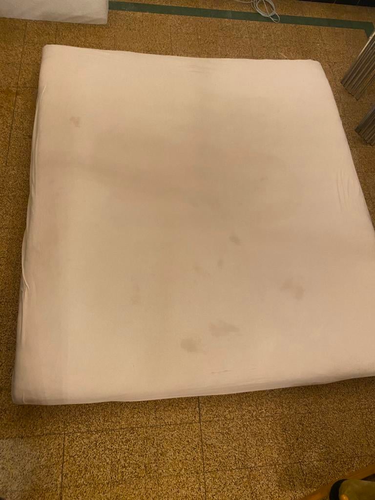 Matras 180x200 bijna nieuw, Maison & Meubles, Matelas, Enlèvement, Utilisé, 180 cm