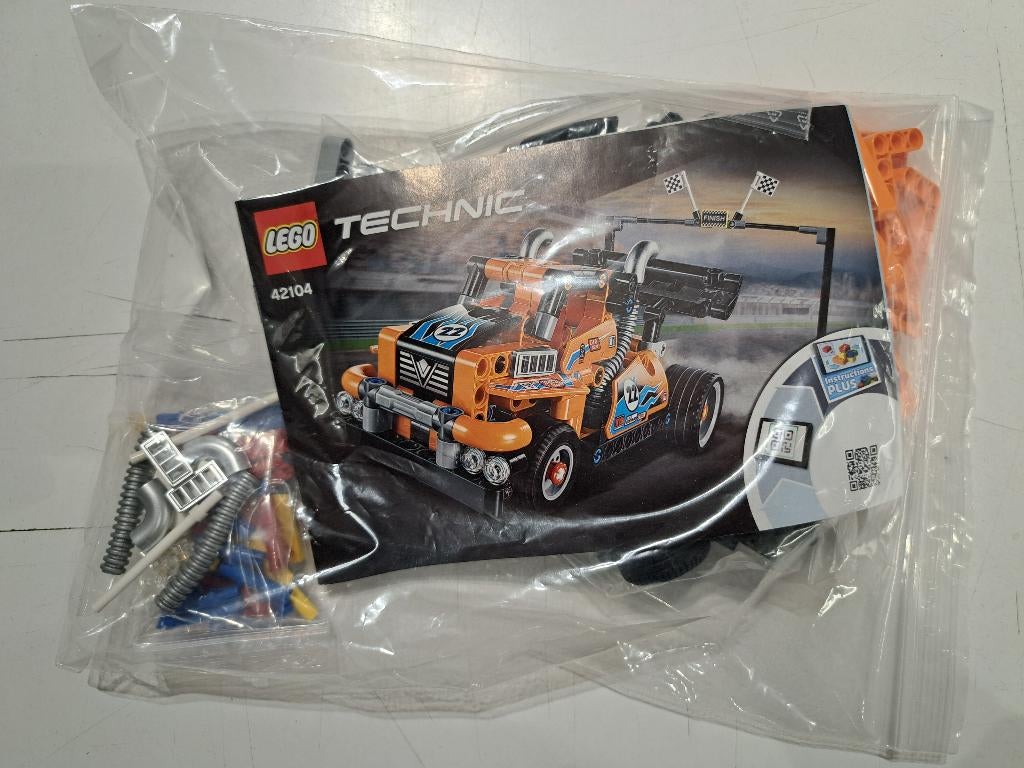 Lego 42104 Race Truck, Ophalen of Verzenden, Zo goed als nieuw, Complete set, Lego