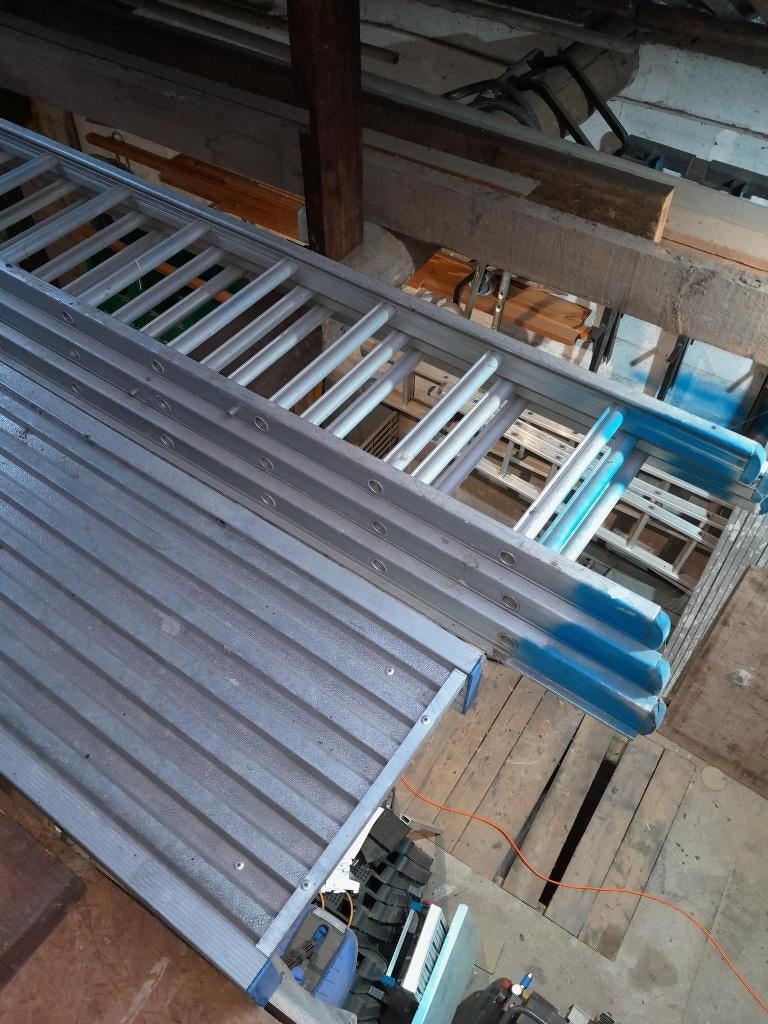 schuifladder met koord, Doe-het-zelf en Bouw, Ladders en Trappen, Ophalen, Ladder