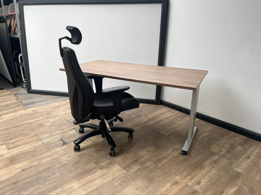 Bureau T-poot – Noten Hickory (160), Ophalen