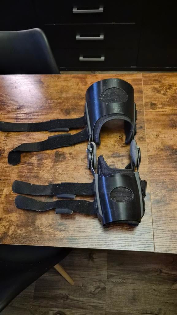 Brace, Ophalen