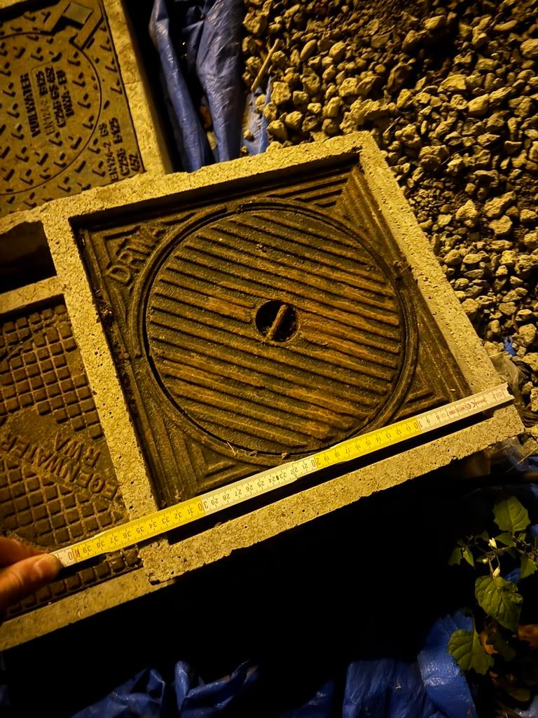Toezichtput betonnen rand + deksel, Doe-het-zelf en Bouw, Ophalen, Zo goed als nieuw, Overige materialen, Overige typen