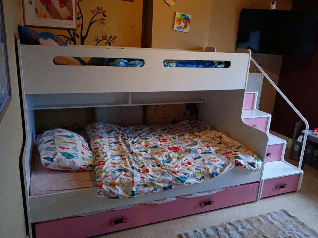 Stapelbed met logeerbed en trap met handige schuiven., Kinderen en Baby's, Ophalen, Gebruikt, Stapelbed