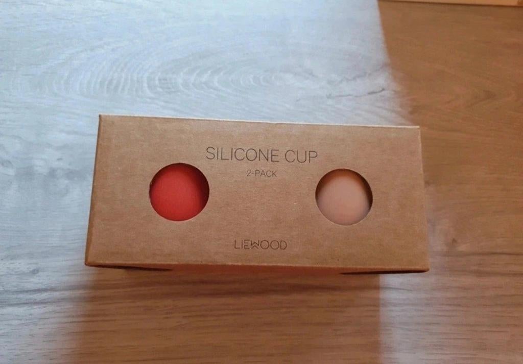 Nouveaux gobelets en silicone de Liewood, Enlèvement