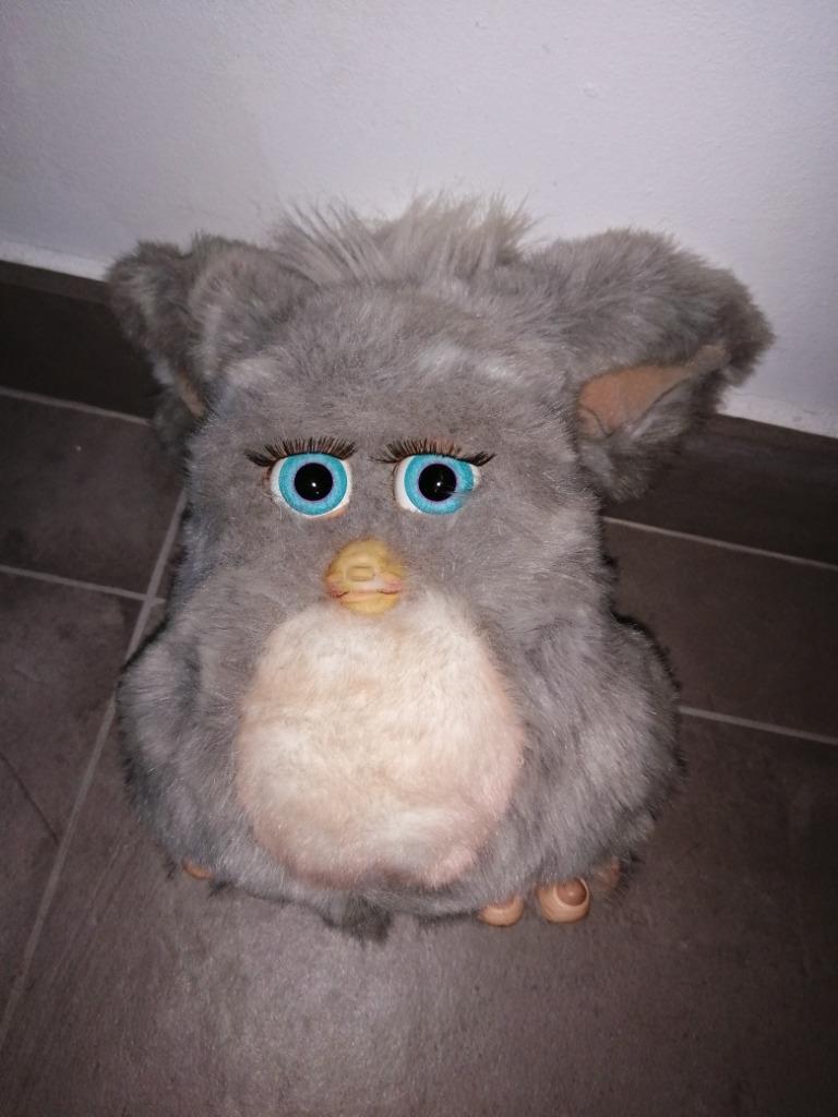 Furby 2005 Sleepy Pink Emoto-Tronic Furby grijs, Enlèvement, Utilisé