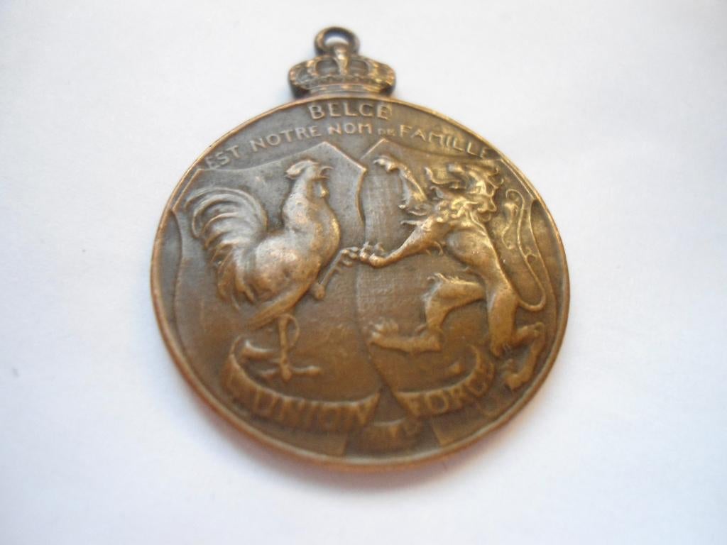 Ancienne Petite Médaille Tournai 1er Guerre, Collections, Enlèvement ou Envoi, Armée de terre, Ruban, Médaille ou Ailes