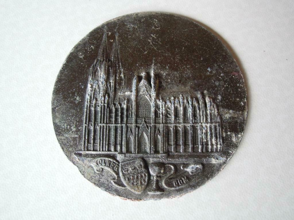 muurplaat Dom Keulen metaalplaat diameter 11cm, Antiek en Kunst, Antiek | Brons en Koper, Ophalen of Verzenden