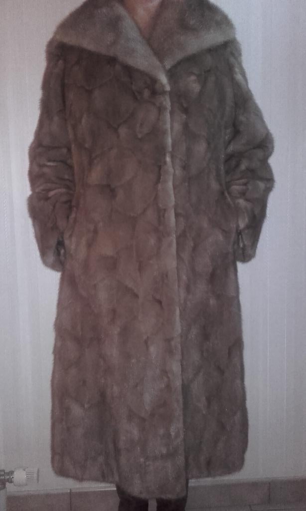 Manteau en fourrure Vison, Ophalen, Zo goed als nieuw, Maat 38/40 (M), Beige
