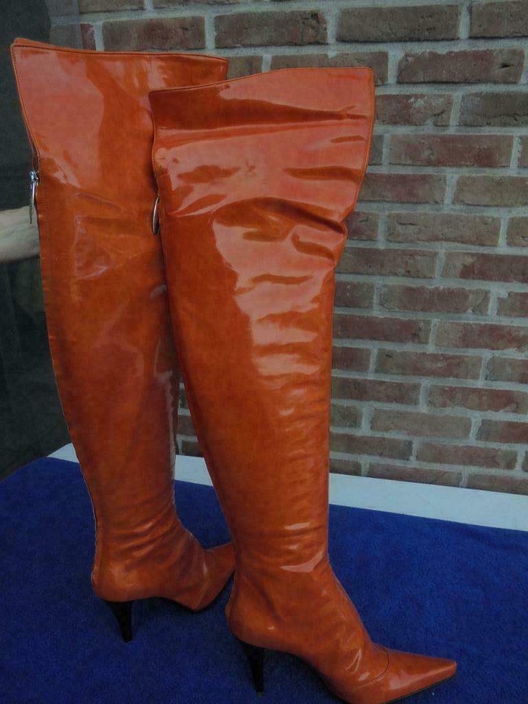 SERGIO ROSSI lange lieslaarzen ECHT leder dames m40 NIEUW, Ophalen, Hoge laarzen, Nieuw, Oranje