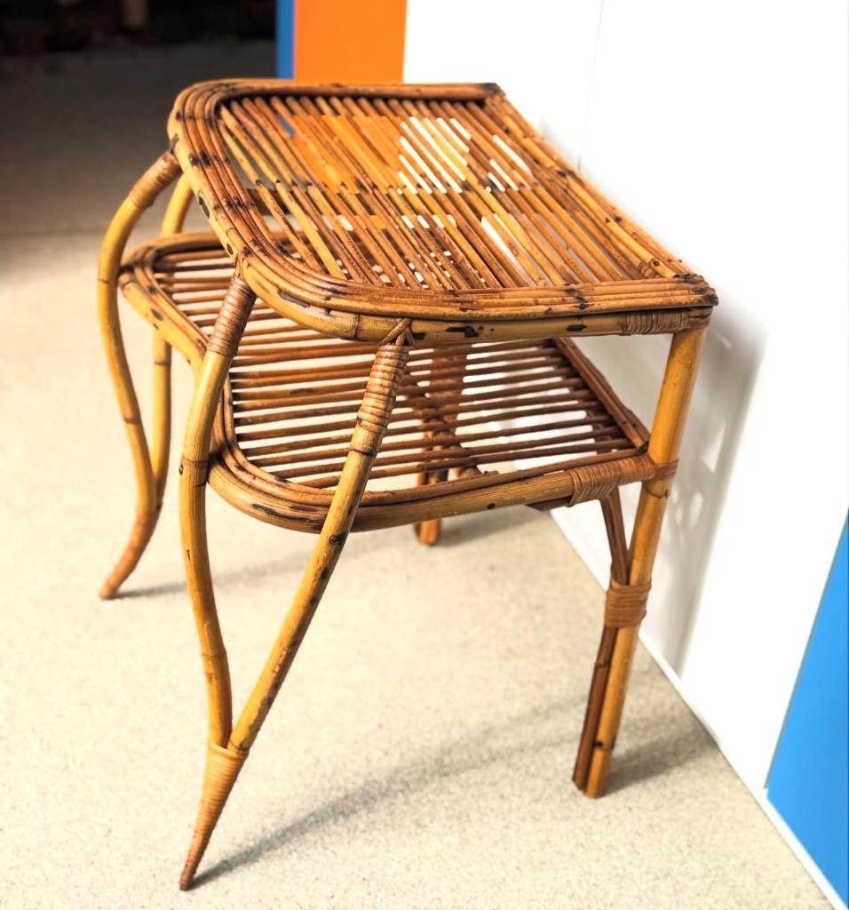 Rotan bamboe side table uitzonderlijk mooi model, Antiek en Kunst, Ophalen