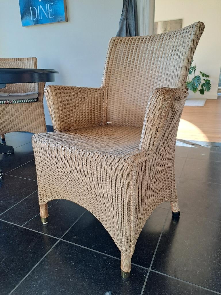 4 Lloyd Loom stoelen met armleuning, Huis en Inrichting, Stoelen, Ophalen, Gebruikt, Bruin, Riet of Rotan