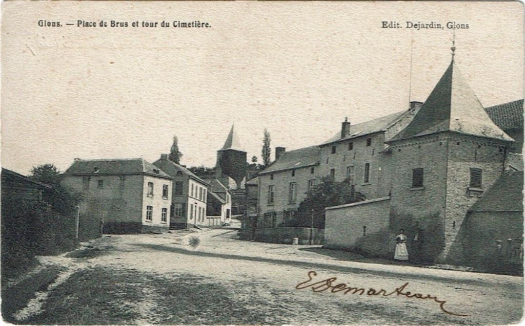 Carte postale ancienne Glons Place de Brus tour du Cimetière, Envoi, Avant 1920, Non affranchie, Liège